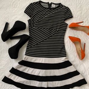 Julia Jordan mini dress